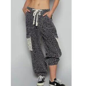 POL Dark Quiet Crochet Pocket Charcoal Leopard Pants Size Small